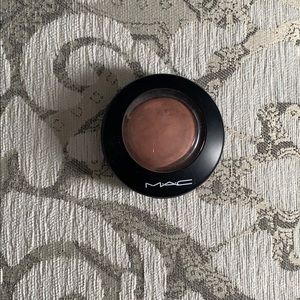 MAC mineral blush